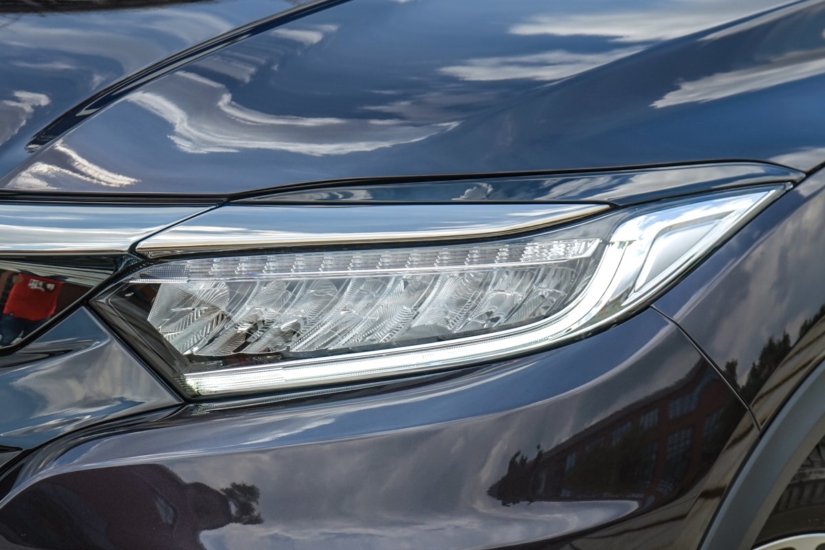 本田缤智羽翼大灯泡怎么更换,广汽本田缤智1.5t发动机型号