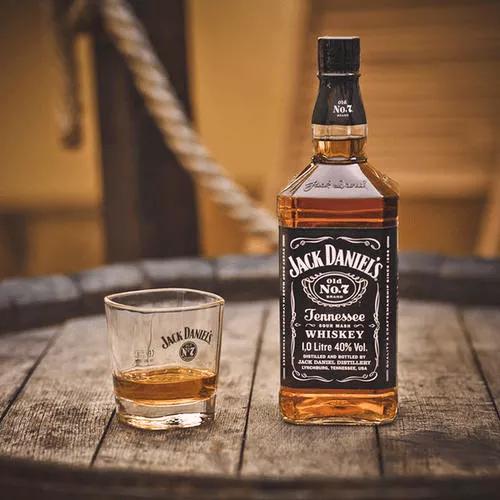 万人实测威士忌迷们的最爱,第一名大部分酒鬼都无法拒绝