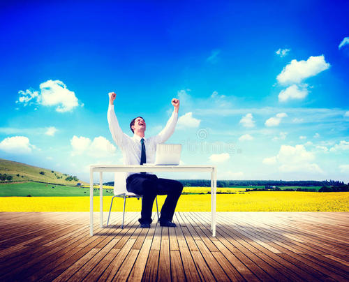 国庆节三天旅游收入,国庆节旅游业赚不赚钱