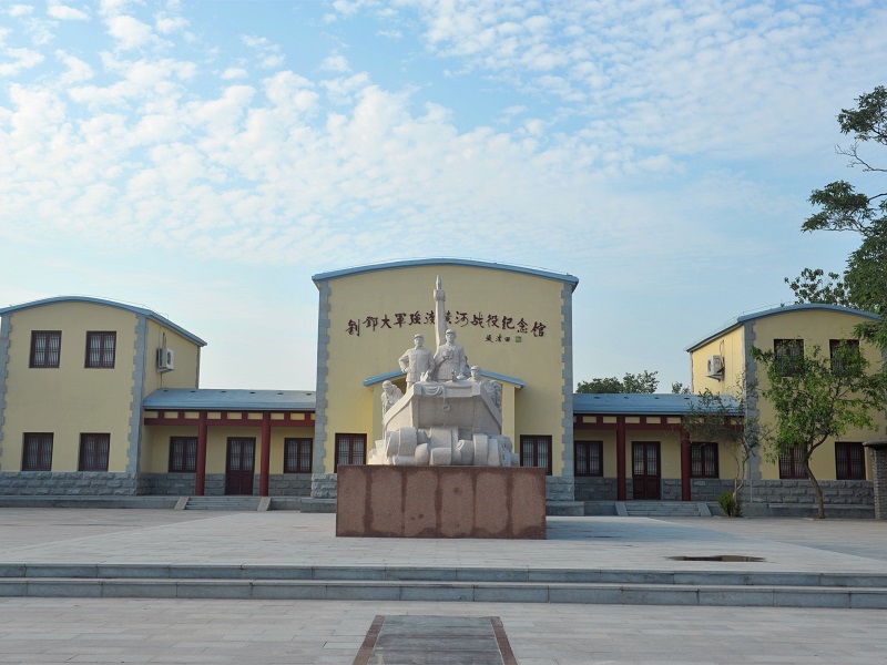 国军和美军顾问团同时惊呼:“足抵40万大军的中央战线被攻破了”