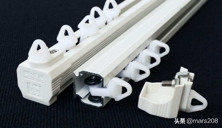 窗帘如何挑选技巧视频教程,选购窗帘的技巧窗帘材质介绍