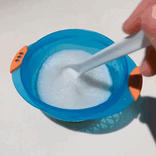 辅食第一口米粉怎么泡,辅食第一口米粉如何冲泡