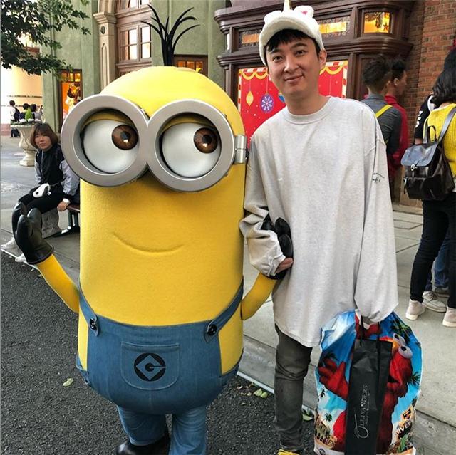 王思聪到外国旅游,网友求代购NBA球衣,他幽默回应惹人狂笑