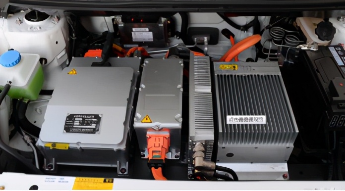 新能源汽车高压系统安全操作动画,纯电动汽车高压系统安全措施