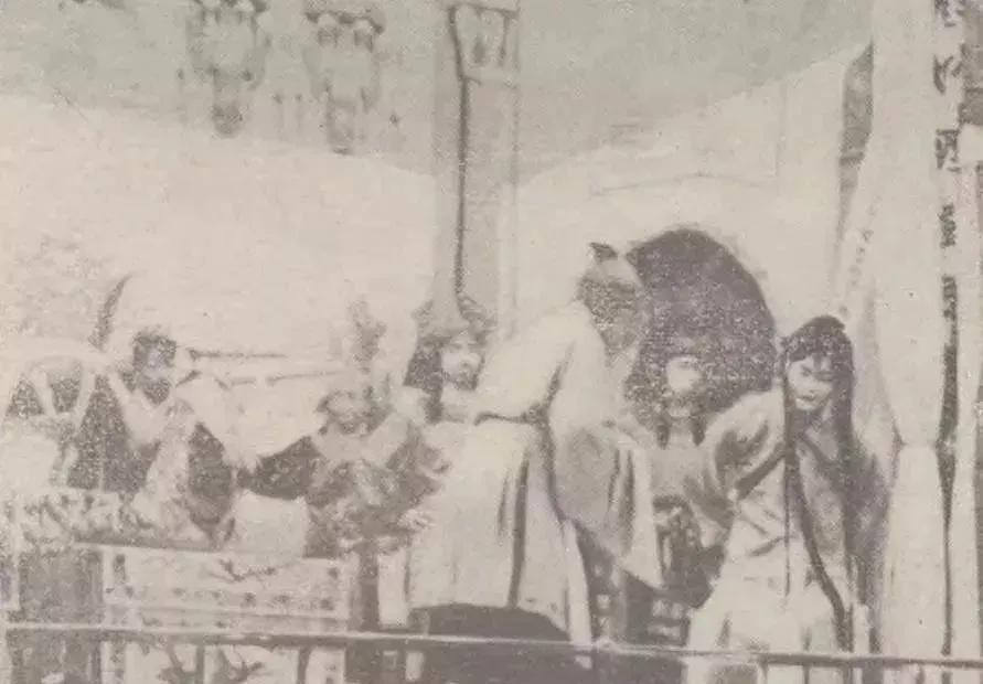 窦娥冤法场程砚秋,窦娥和程砚秋