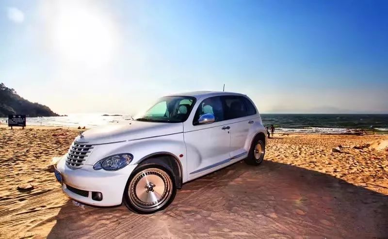 如此冷门的克莱斯勒PT漫步者改出满满复古味道,将复古进行到底