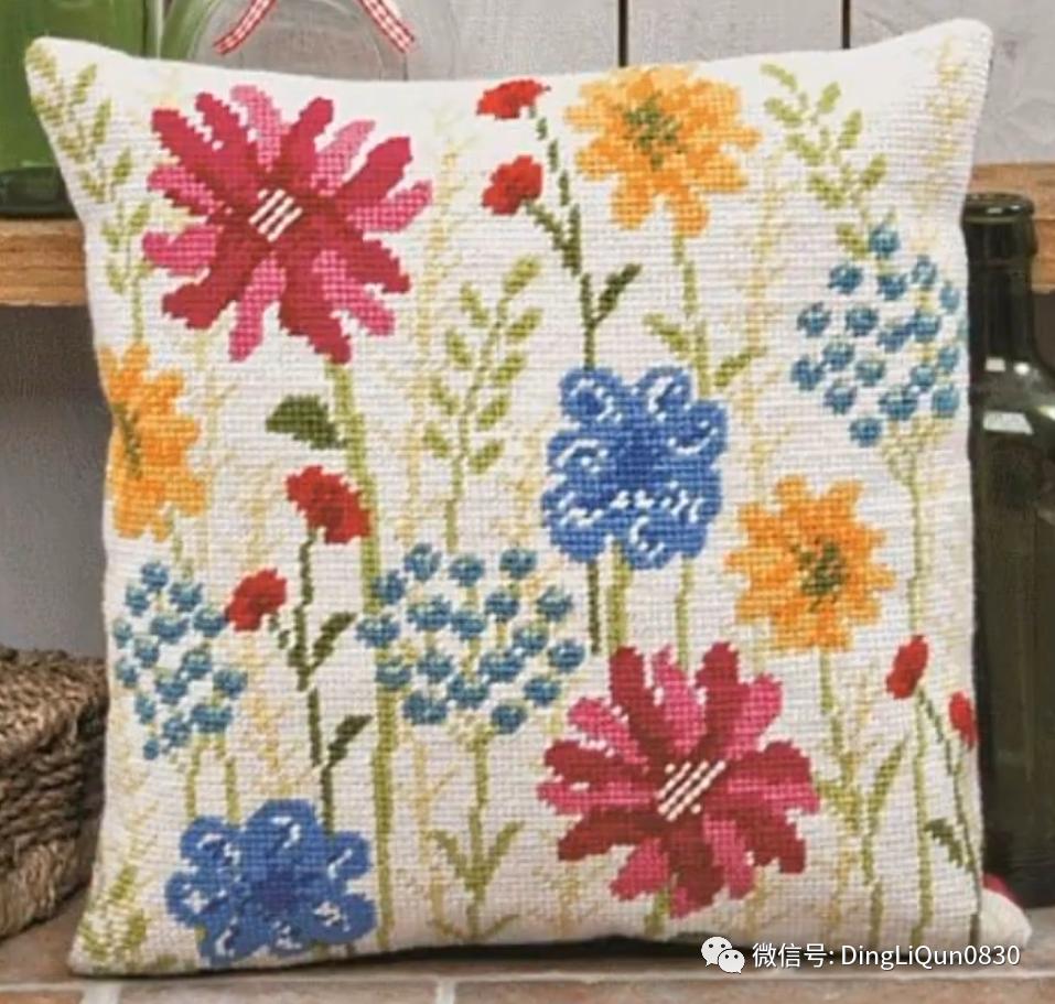 绣好的十字绣抱枕,十字绣新款圆形抱枕图案大全
