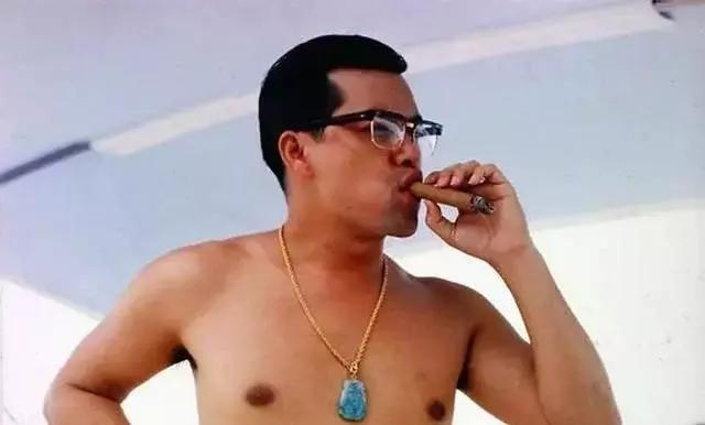 四部必看的香港经典黑帮电影,香港黑帮电影大全免费观看完整版