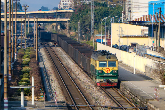 祁东三阳,一脚踏三省的古镇的地理位置