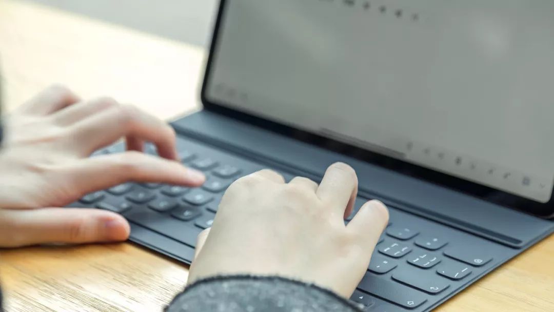 出差只带ipad,出差带ipadpro还是笔记本