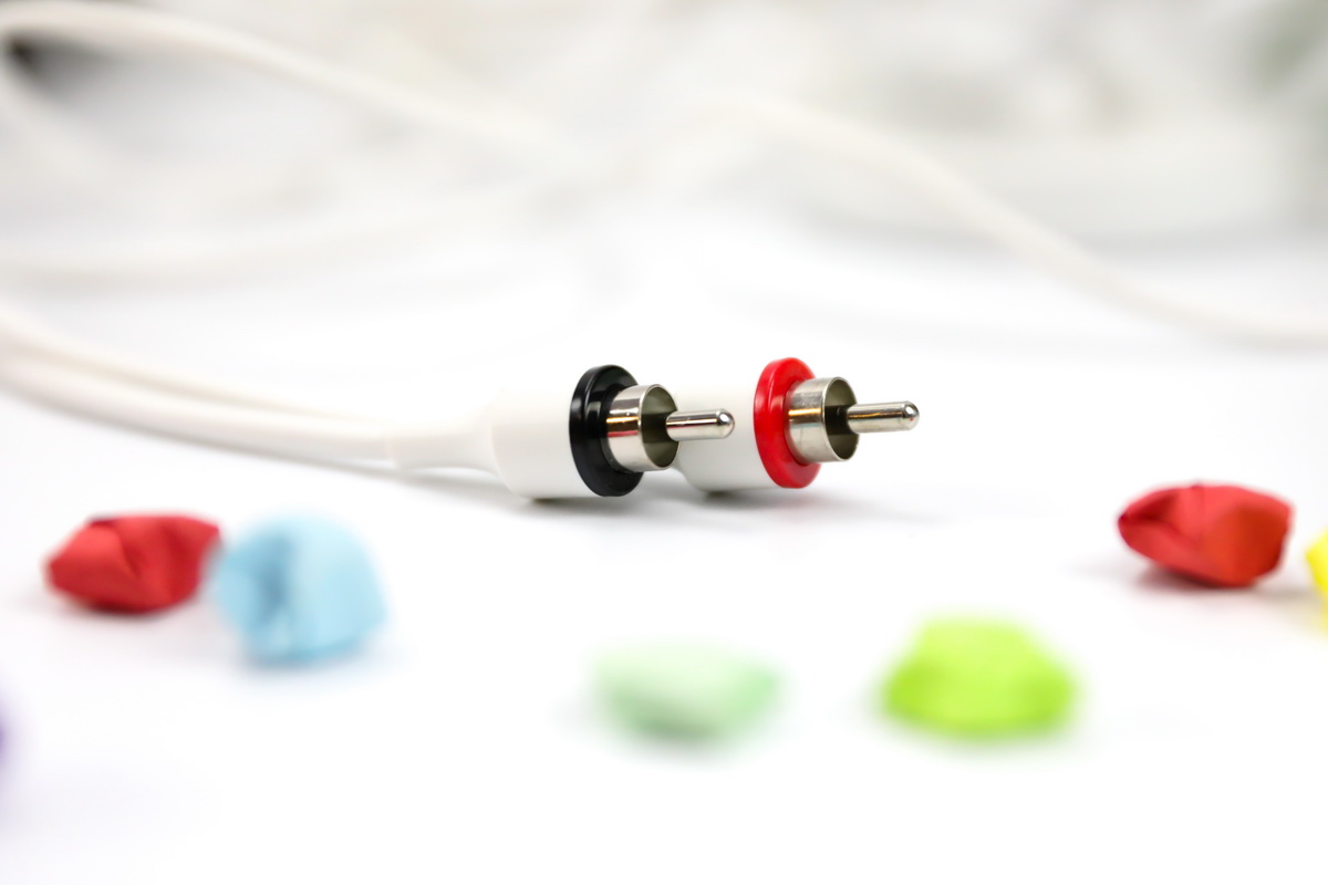 专业人士测评哈曼卡顿水晶4,哈曼卡顿水晶4代评测