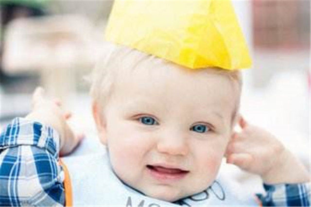 睡梦中伸懒腰小腿抽筋是什么原因,睡梦中小腿抽筋是什么原因