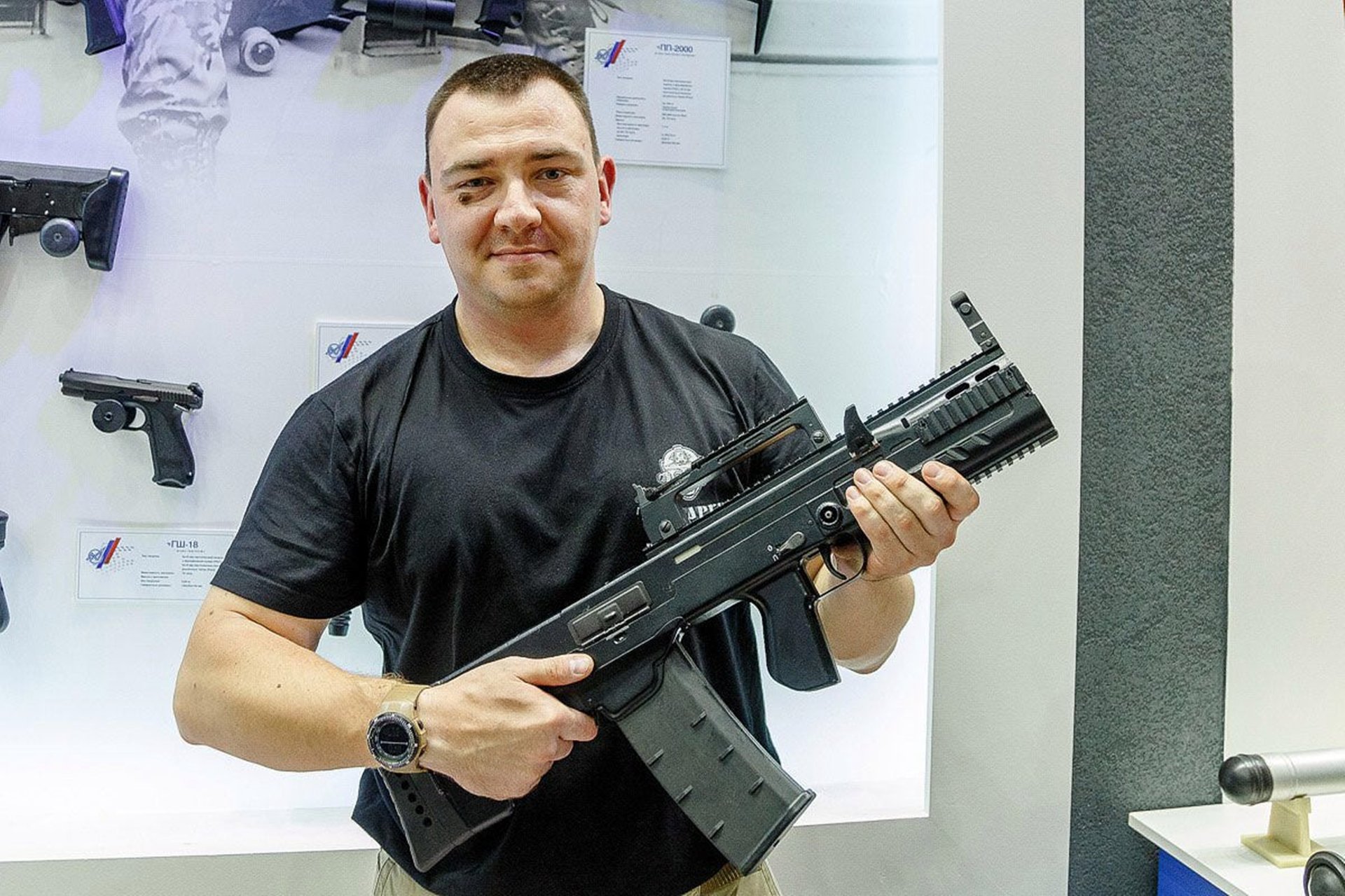 俄军现役大炮口径,俄军使用巴雷特狙击步枪