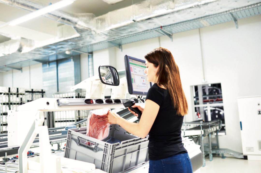 高端女装MarcCain探索高度自动化配送中心