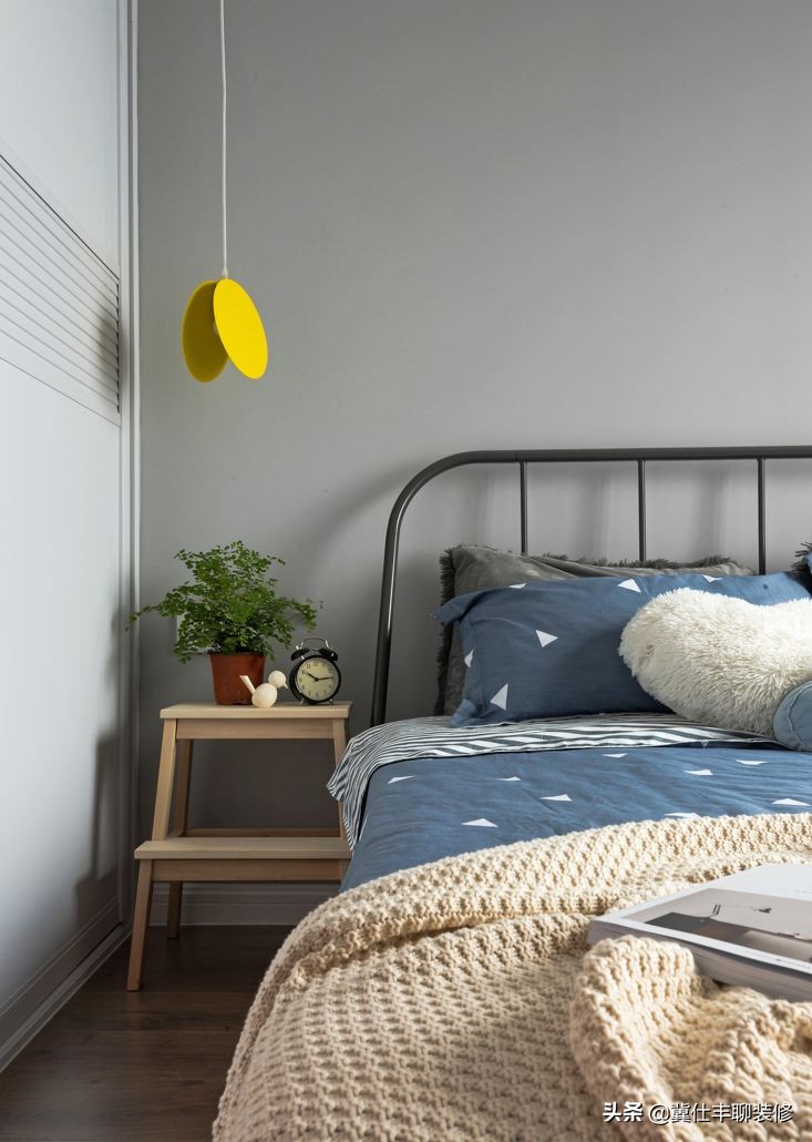 高颜值床头吊灯分享,2021最漂亮卧室床头吊灯
