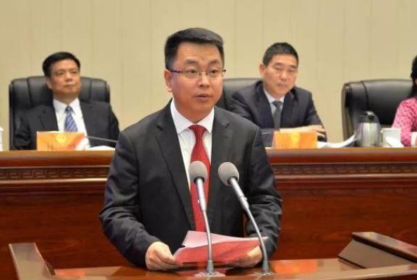 公务员正常晋升年龄限制,公务员晋升一般年龄