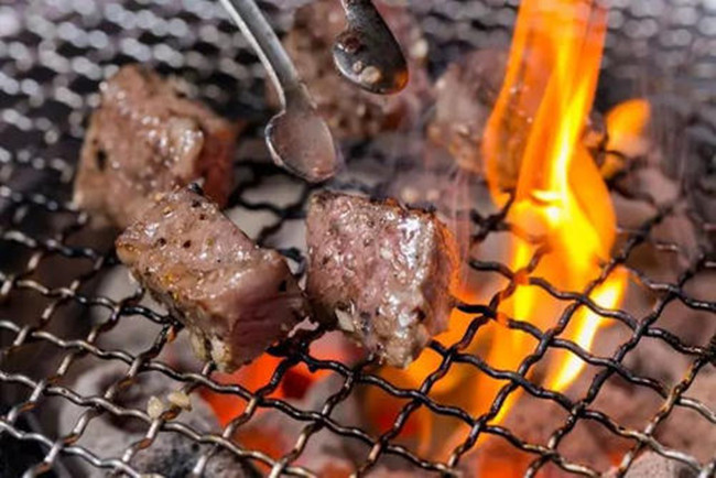 烤肉店用什么料烤那么香,烤肉店的肉怎么样才能嫩