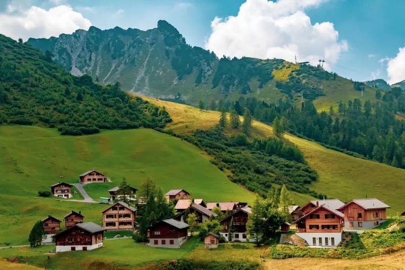 放在地图上很难找到的10个国家,地图上小到看不见的地区