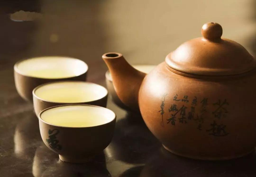 梁实秋看破人生但不消极,经典文摘梁实秋