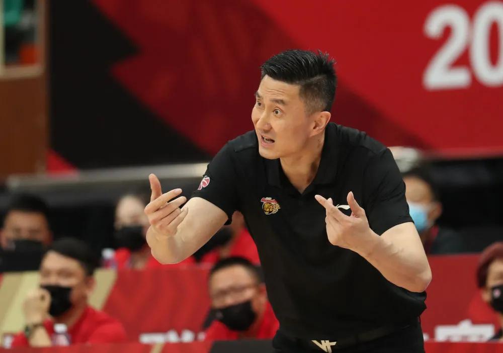 2019-2020cba广东宏远赛程,队史第一冠