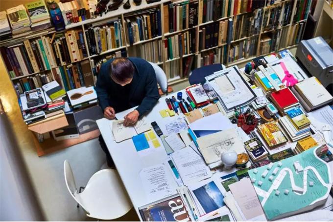 新华书店有什么辅导书吗,新华书店卖辅导书吗