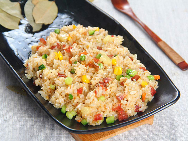 浜洪棿澶╁爞姹熻嫃,浜洪棿浠欏姹熷崡姘翠埂椋庢櫙