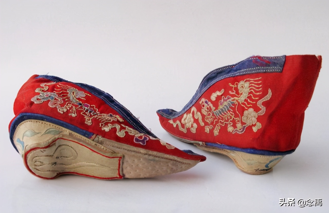 莫言《丰乳肥臀》｜如果没有孩子，母亲怕也早不愿活了吧