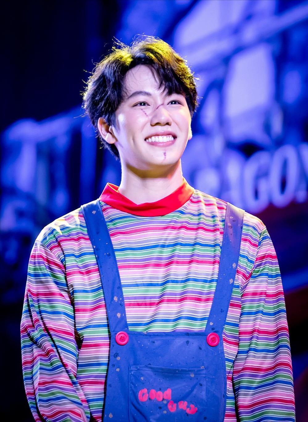 他泰让人一眼万年的外观:妞的鼻尖痣泡芙的笑眼文总的手