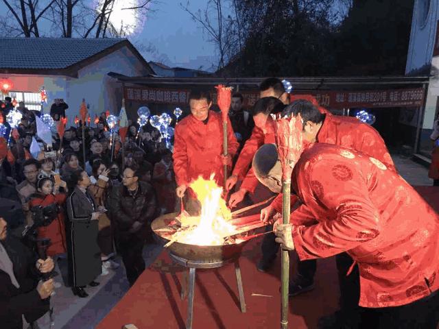 遂宁送龙虾,蓬溪送蛴蟆的由来