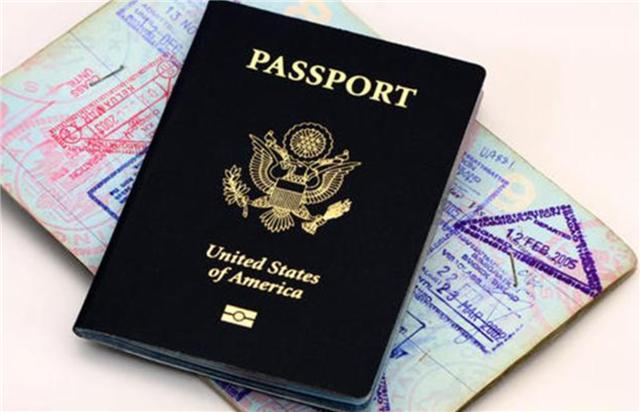 移民美国难,放弃美国籍更难!交弃国税再交惩罚税,不交税别想走