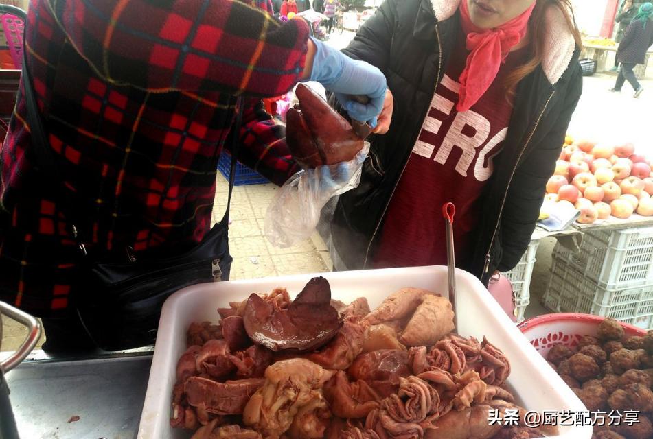 猪下货卤水绝密配方,猪下货特色卤制方法