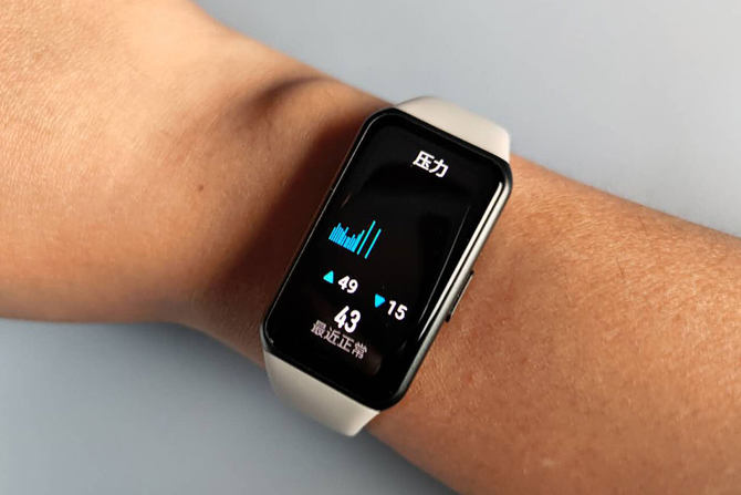 华为手环6和荣耀手环6和小米手环6,荣耀手环6详细评测