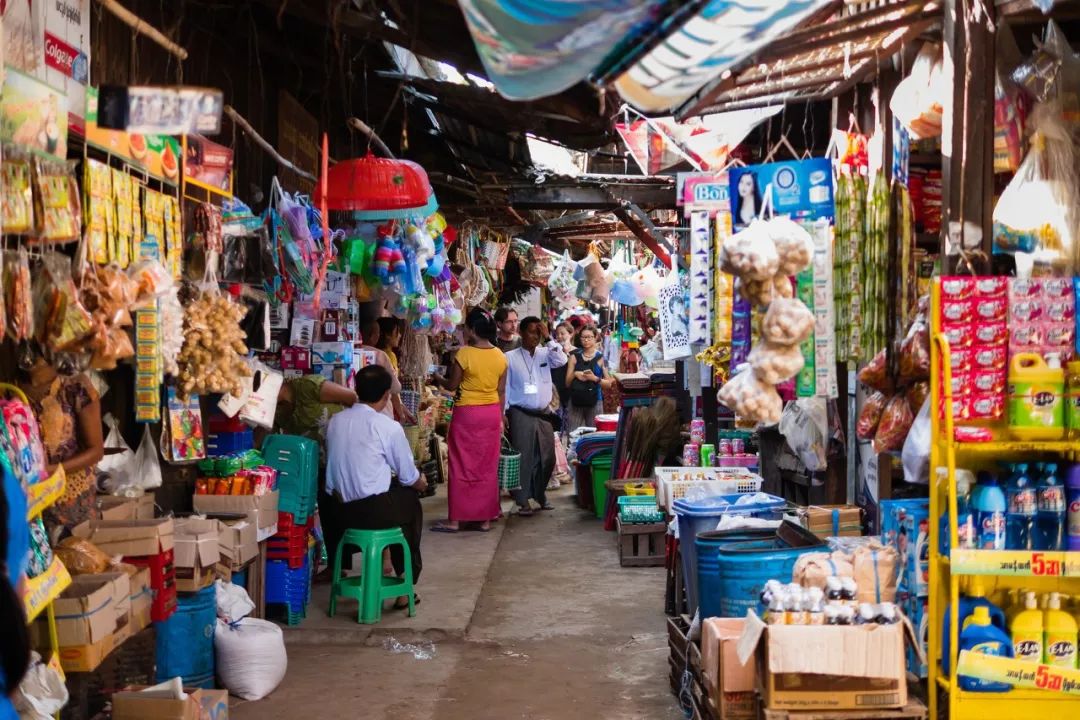 这个地方被称为“佛教之都”,随处可见寺庙,美出新高度