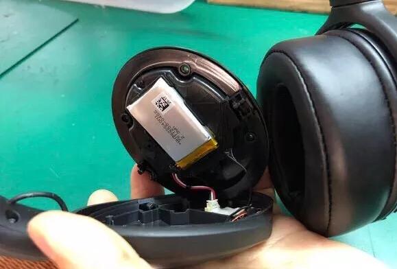 森海塞尔hd4.50btnc如何拆开,森海塞尔hd4.40bt耳罩掉皮