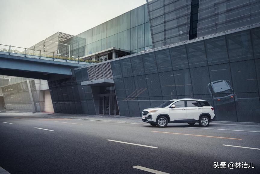 除了supreme还有什么滑板潮牌,比supreme还好的平价潮牌