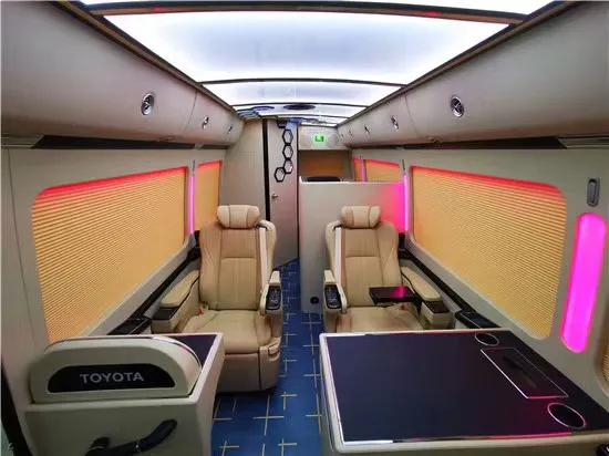 丰田考斯特一台神奇的中巴车,中巴车丰田考斯特搭载几个人