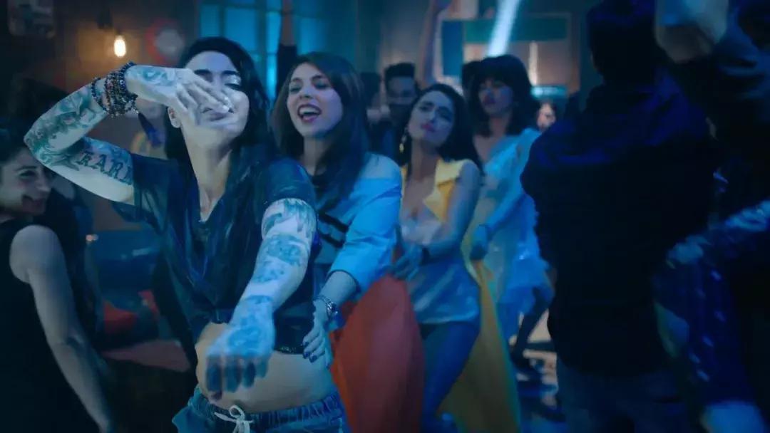 大尺度、双性恋、争女权，这部印度版的《淑女的品格》你会看吗？