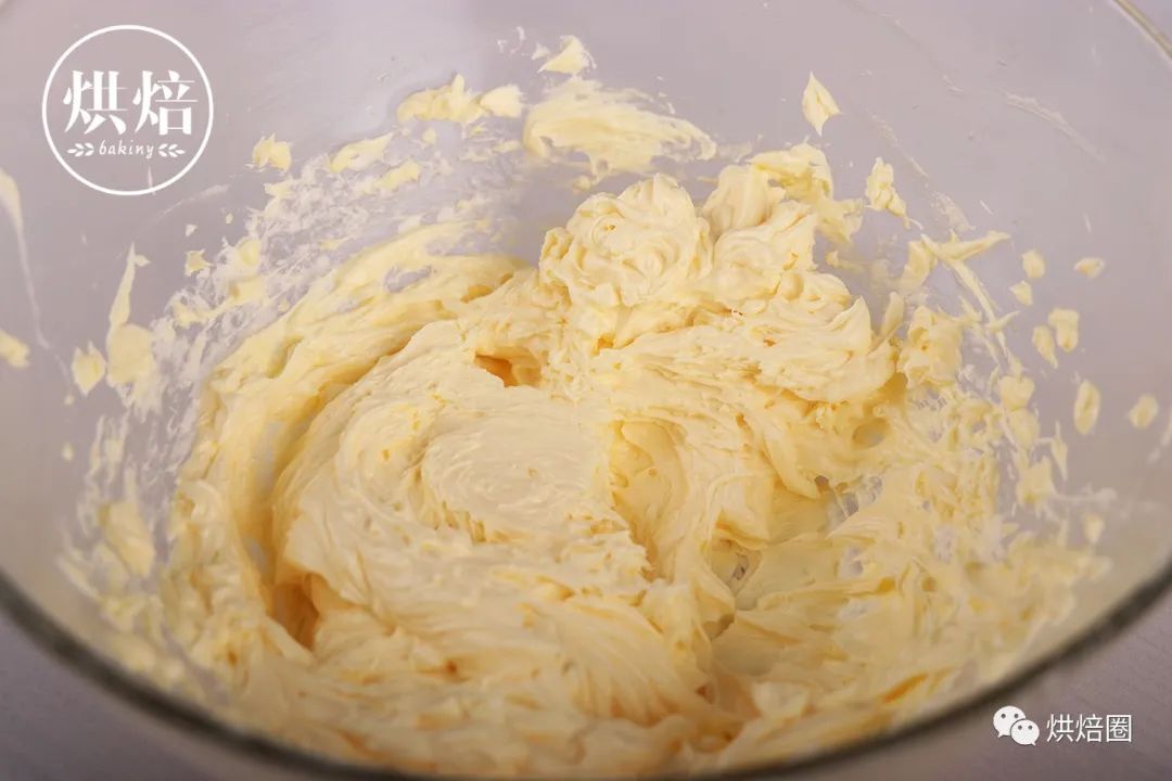 凤梨酥酸甜可口,凤梨酥馅炒成凤梨糖了