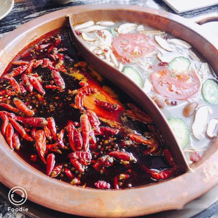 郑州曼哈顿商业区有什么好吃的,郑州曼哈顿改名字了吗