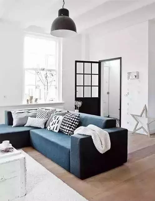 客厅木地板窗帘搭配,窗帘地板沙发颜色搭配技巧