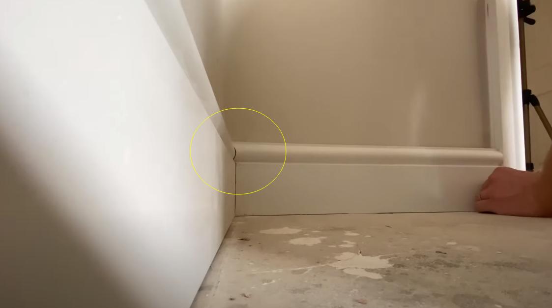 原来踢脚线加装灯带,踢脚线翻新最简单最省钱的方法