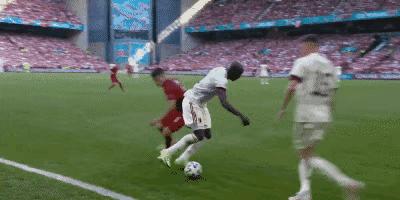 足球煽情话语,足球人道主义