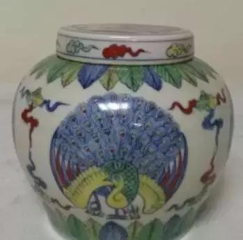 瓷器色彩去哪儿鉴定,怎么鉴定瓷器的纹饰年代