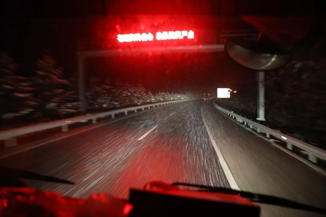 开车要修炼到什么程度才算合格？老司机们拿蚂蚁做比喻，我很意外