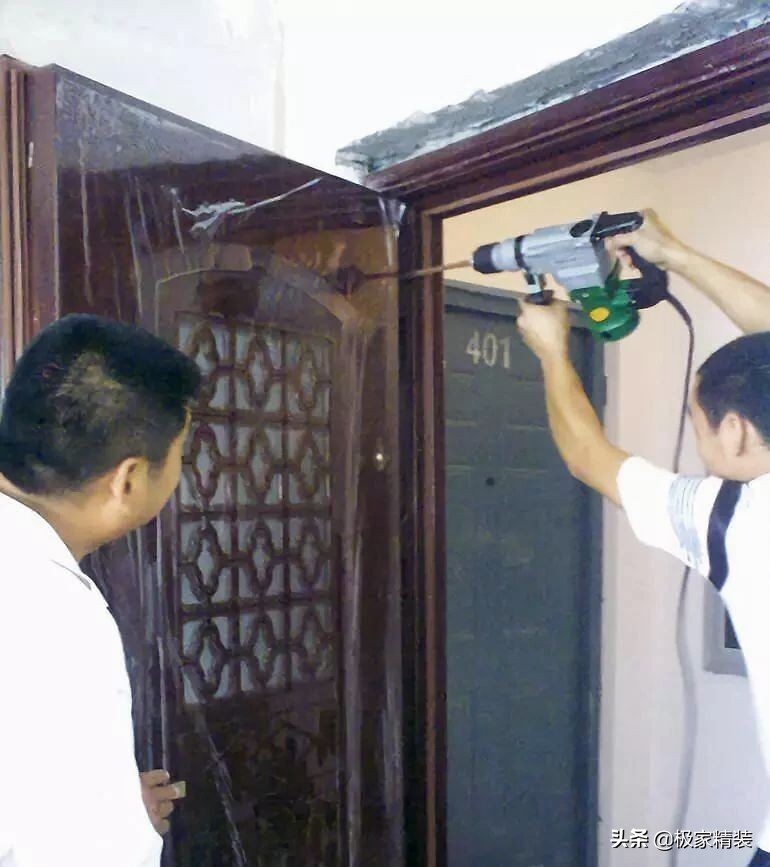 防盗门选盼盼好还是德盾好,防盗门选哪个牌子性价比高