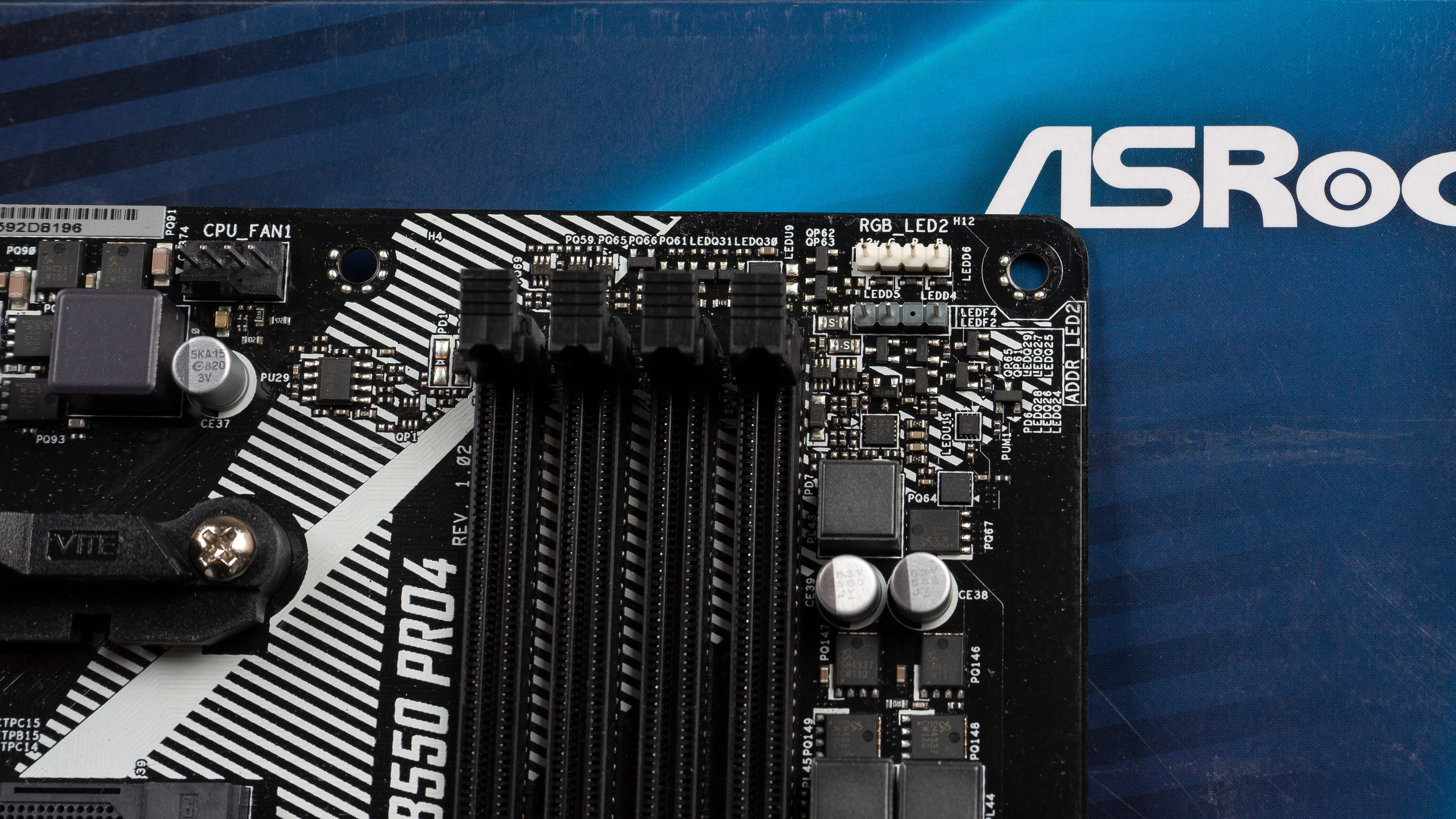 49年入国军?3700X+B550+2070S够用*党**装机