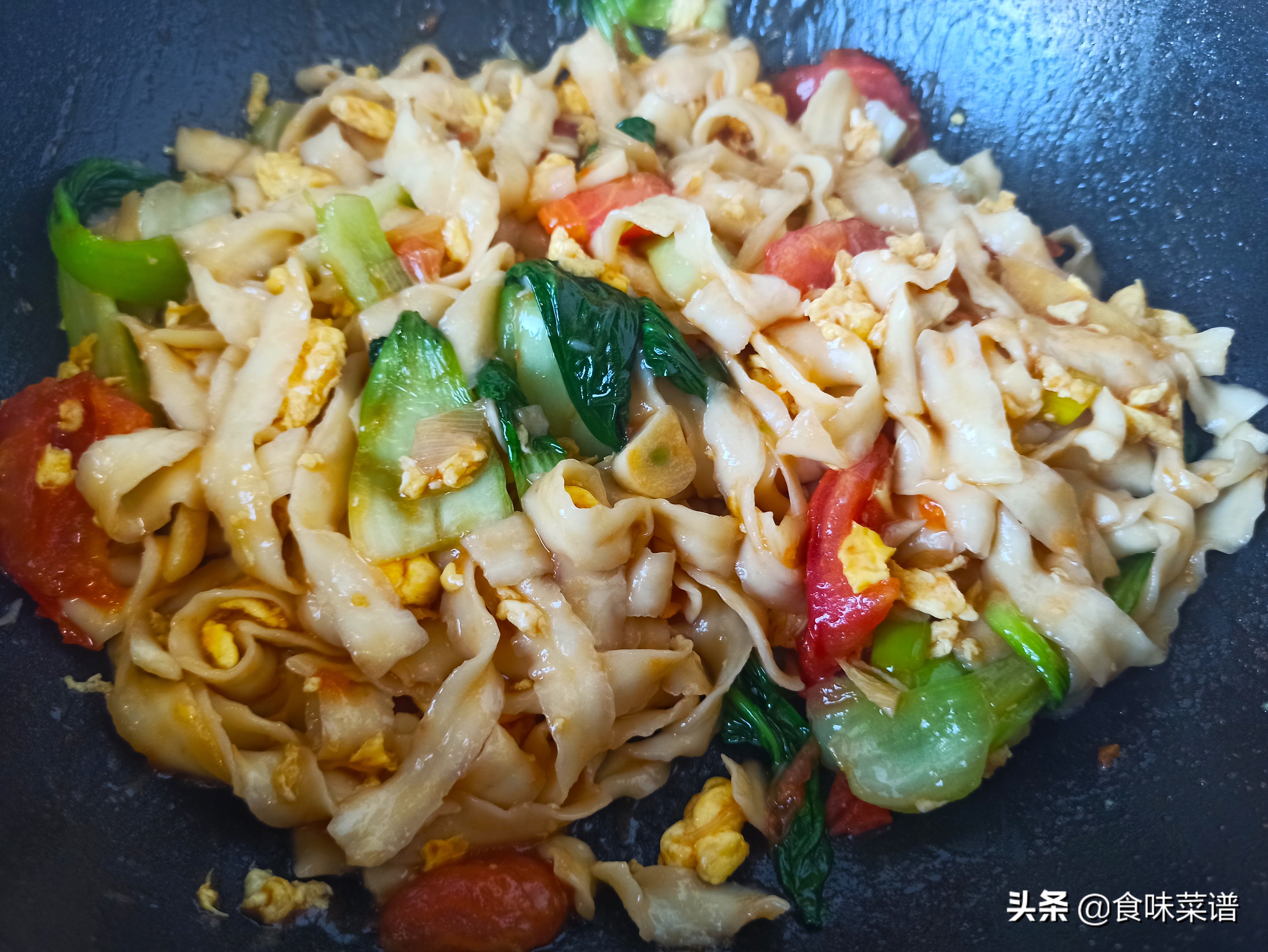 怎么炒刀削面才能不干,饭店削面和面的正确方法