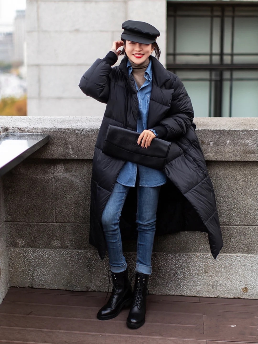 黑羽绒服怎么清理灰尘的,羽绒服表面有灰尘怎么回事