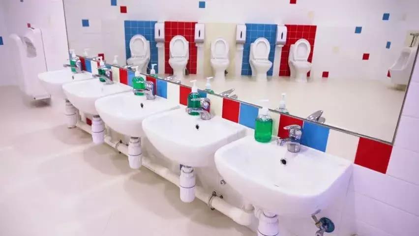 宝宝不想去幼儿园用尽了心机,宝宝不愿意去幼儿园说害怕