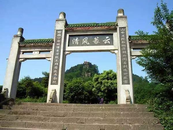 假期到处堵,周末双休哪里旅游堵